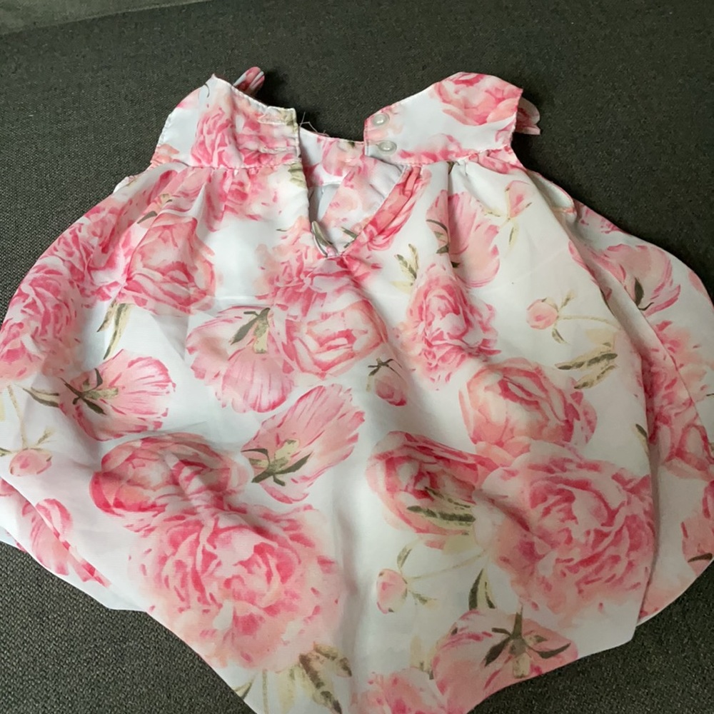 Romper - flowers 6/9m - Picture 5 of 7